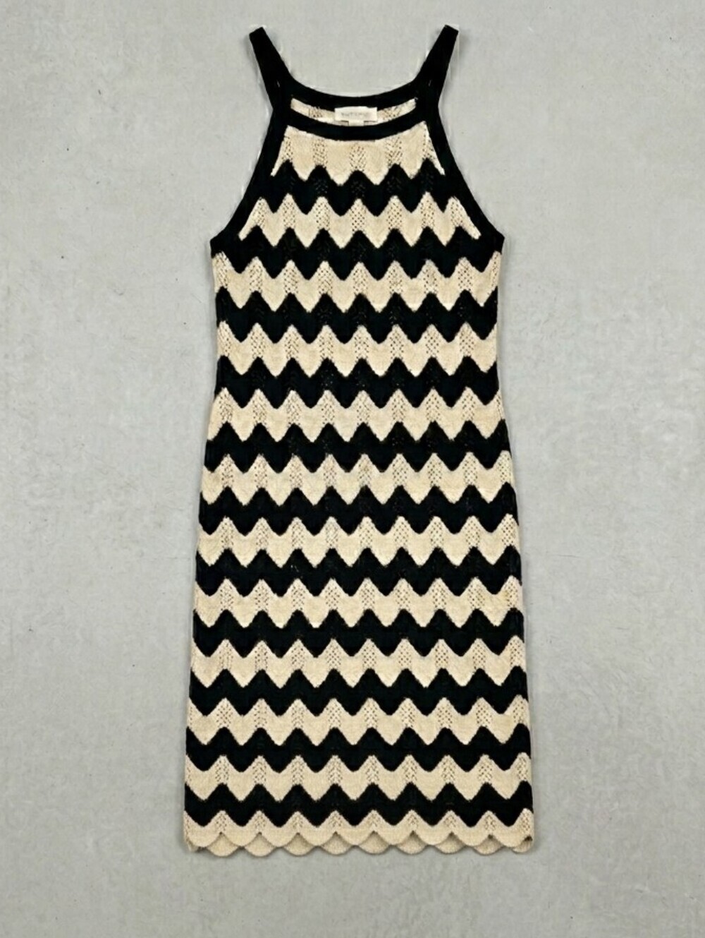 NWT Haute Hippie Size M Zigzag Midi Dress